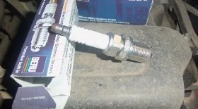 Замена свечей на Chery Amulet