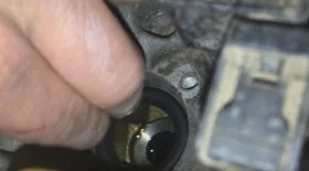 Замена сальника фазорегулятора Рено Дастер