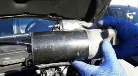 Как снять стартер Volvo XC90