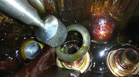 Замена маслосъемных колпачков Паджеро Спорт