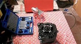 Замена обгонной муфты генератора Renault Megane