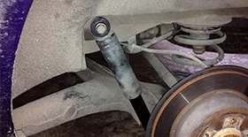 Замена заднего амортизатора Mercedes Viano