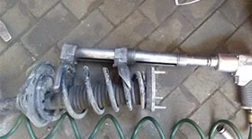 Замена задних амортизаторов Toyota Camry v40