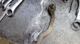 Замена рулевого наконечника Opel Vivaro