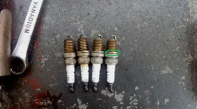 Замена свечей зажигания Samand