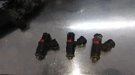 Снятие и чистка форсунок на Фабии 2