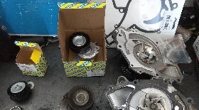 Замена помпы и приводного ремня на Мерседес GL 450