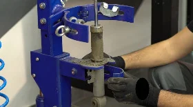 Замена заднего амортизатора Mini Cooper