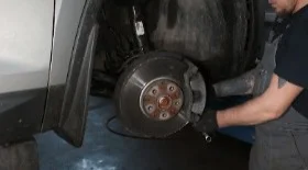 Замена передних тормозных колодок Skoda Kodiaq