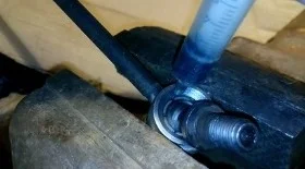 Как сделать чтобы стойки стабилизатора ходили по 100 и больше тыс. км. Простая процедура