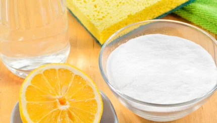 Смесь крахмала с лимонным соком для внутренней стороны стекла