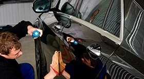 Хочешь продать авто подороже – натирай кузов и панели силиконовым полиролем, а арки антикором. Секрет перекупа