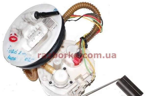 насос из бензобака на Ford Mondeo универсал