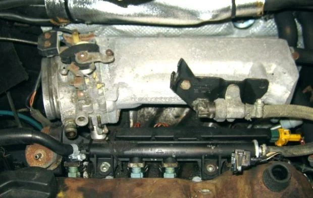 Установка топливной рампы Фольксваген Пассат B3