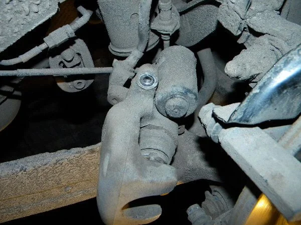 моторчик поршня тормозных колодок