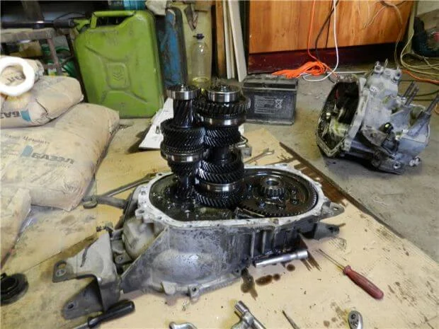 Разборка коробки Space Wagon