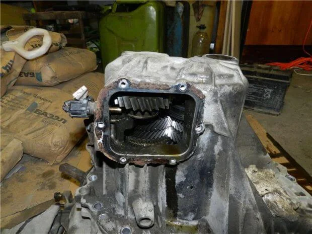 разборка КПП Спейс Вагон