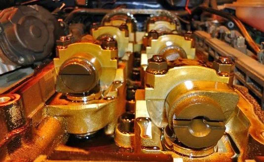 Установка распредвалов Volkswagen Bora 2.3 бензин V5