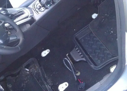 демонтаж переднего сидения ФФ3