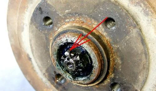 шплинт корончатой гайки крепления