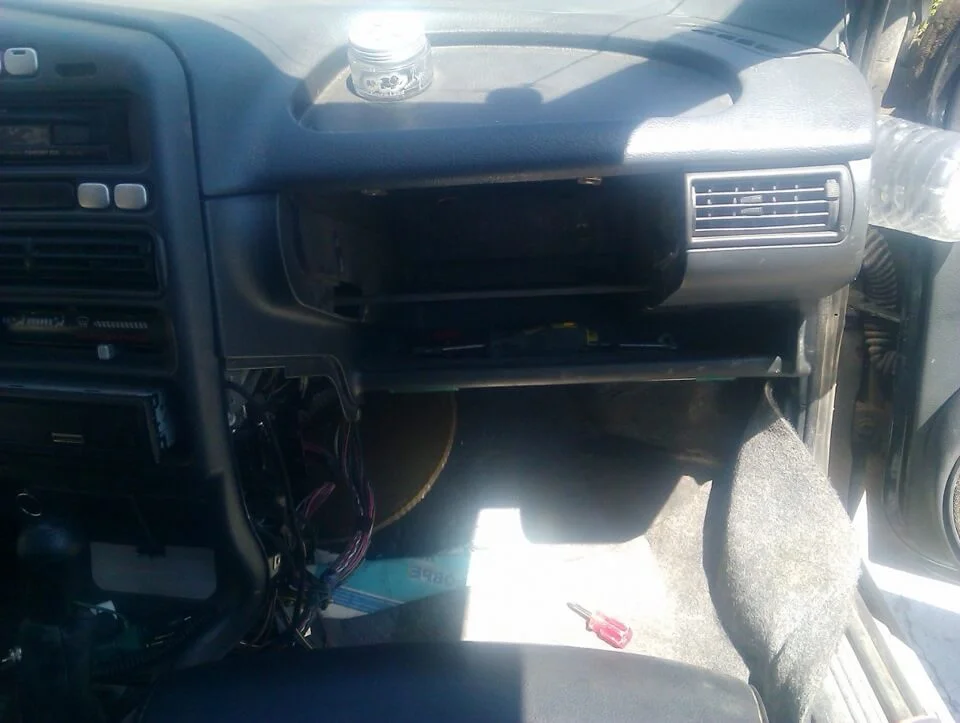 панель передняя панель ВАЗ 2114