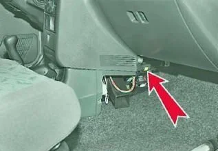 Реле стартера ВАЗ 2110