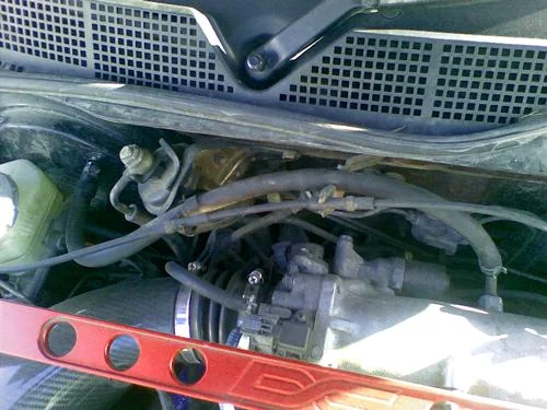 подпригивают обороты при торможении