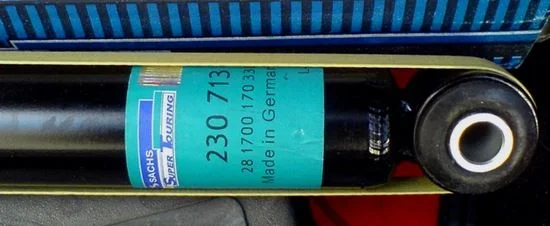 Задний амортизатор Ford Focus 1