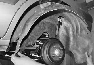 снятие заднего подкрылка форд