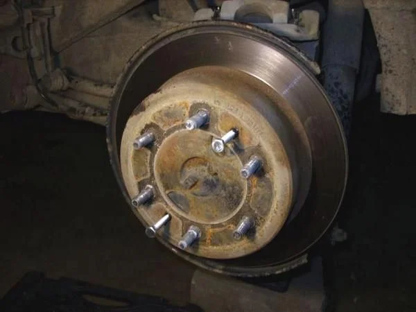 снятие тормозного диска Ssangyong Korando