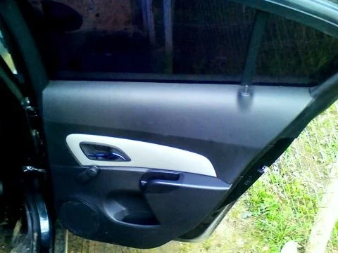 обшивка задней двери кру