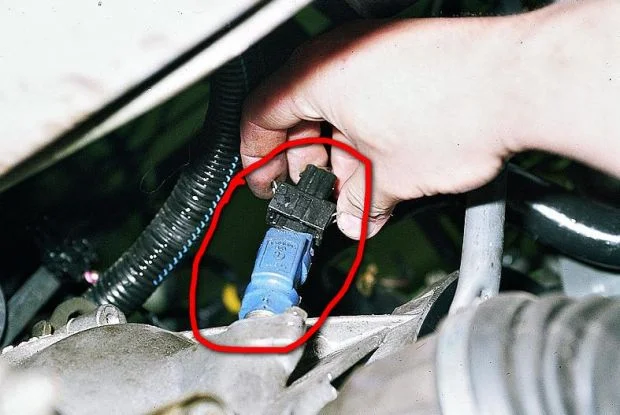 Где находится датчик скорости ВАЗ 2110