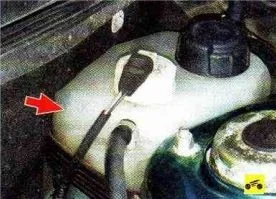 расширительный бачок ВАЗ 2110