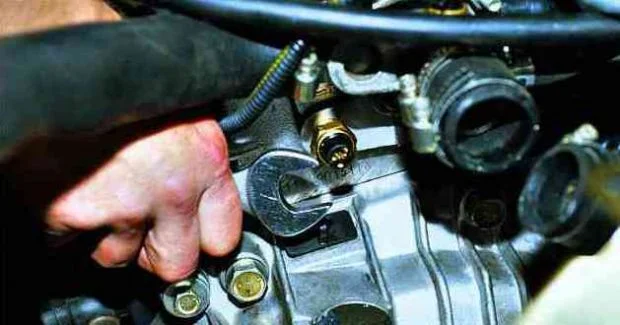 датчик температуры на ВАЗ 2114