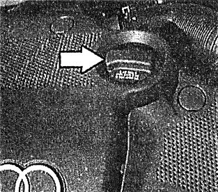 крышка маслоналивной горловины двигателя Ауди А6