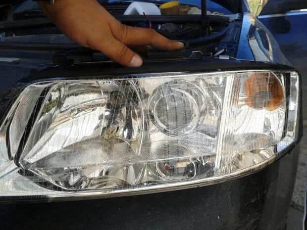 фара Ауди А6