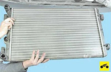 Снятие радиатора Шкода Октавия