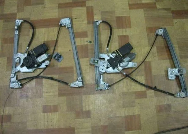 задний и передний стеклоподъемник Шкода Октавия