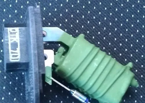 Резистор Шевроле Нива