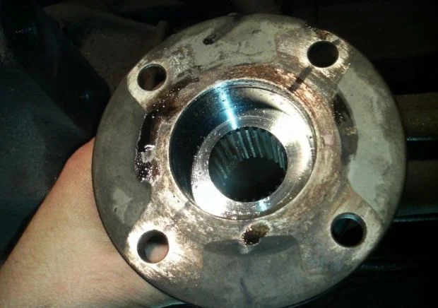 Сальник заднего моста Старекс