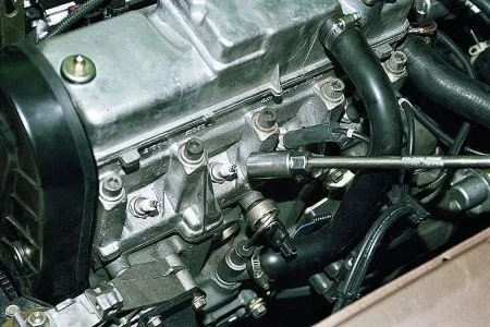 Как поменять свечи ВАЗ 2114