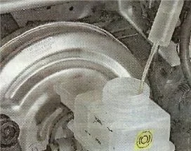 Замена тормозной жидкости Лада Гранта