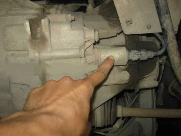 Соленоид задней передачи на Калине