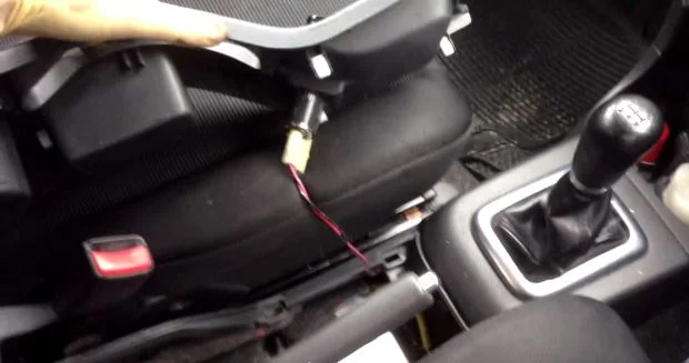 Как подтянуть ручной тормоз Suzuki Grand Vitara