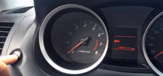 Как сбросит межсервисный интервал Аутлендер ХЛ