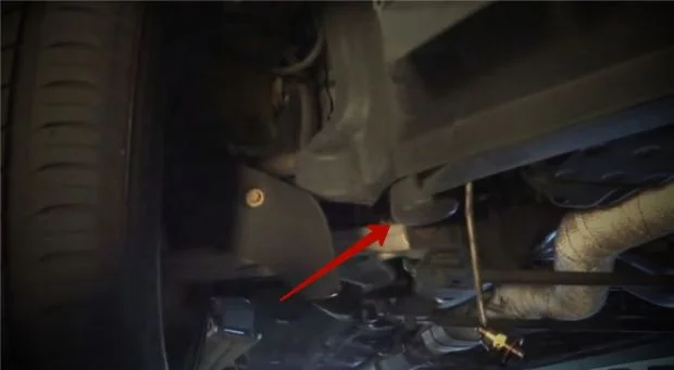 Маслянный фильтр Мицубиси Лансер 9