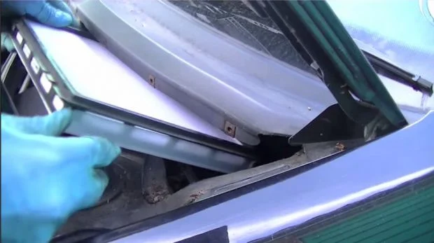 Как поменять фильтр салона Гольф 4