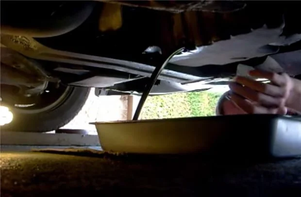 Замена масла Вольво S40