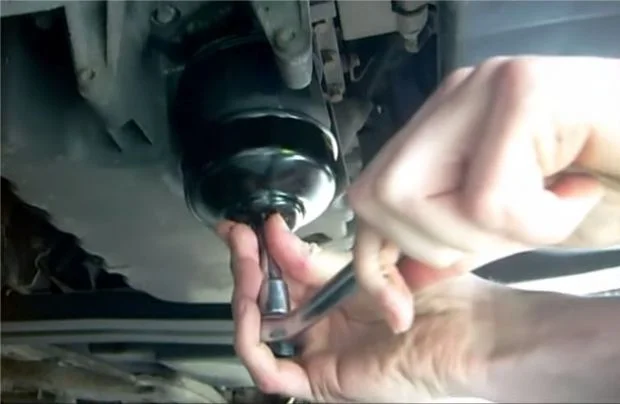 Замена масла Вольво S40