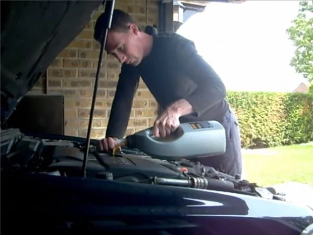 Замена масла Вольво S40